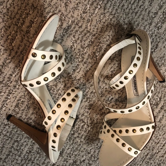 Manolo Blahnik Leather Studded White Heels - Picture 2 of 3